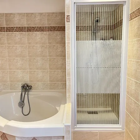 Nyaraló Le Nuancier - Garage - Jardin 10 Pers